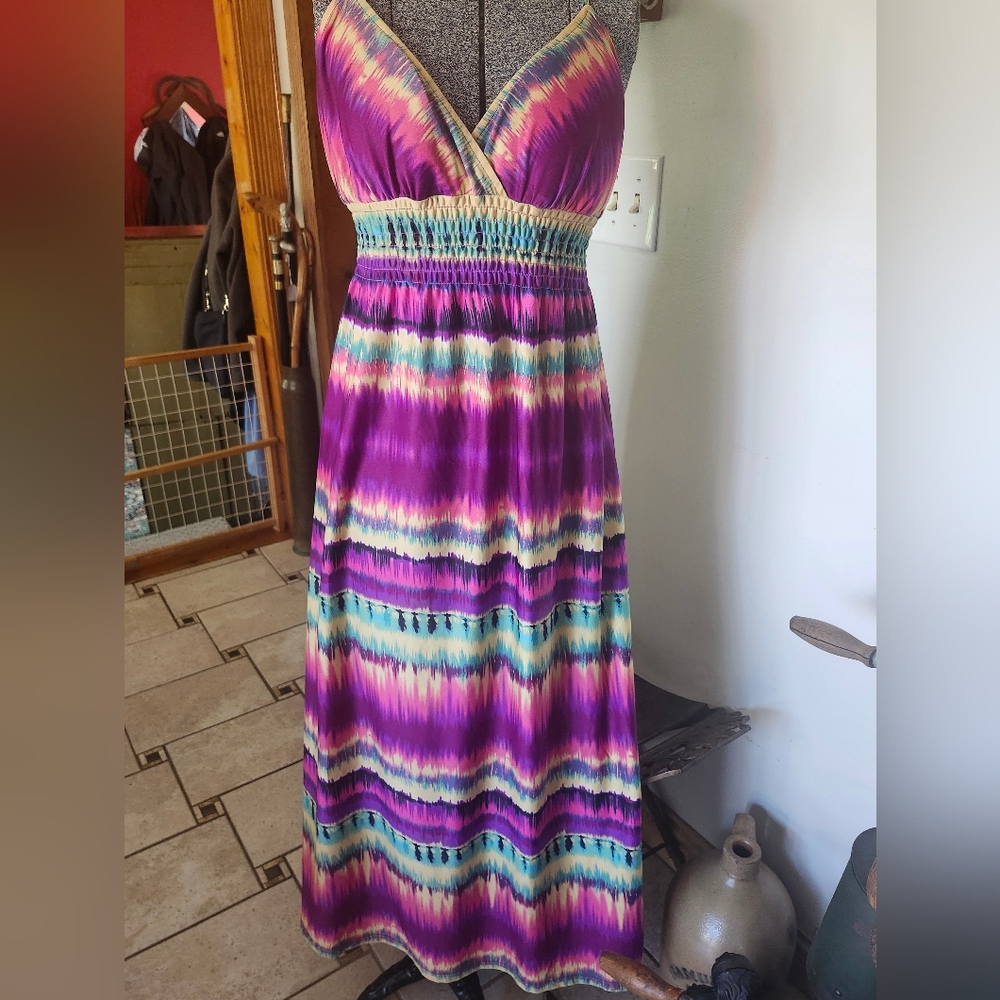 She's Cool Vibrant Tie-Dye Maxi Dress Size Medium